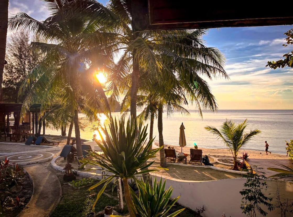 Green Papaya Beach Resort, Koh Phangan Salad Beach Exterior photo